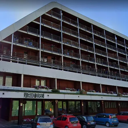 Coin Au Paradis 아파트